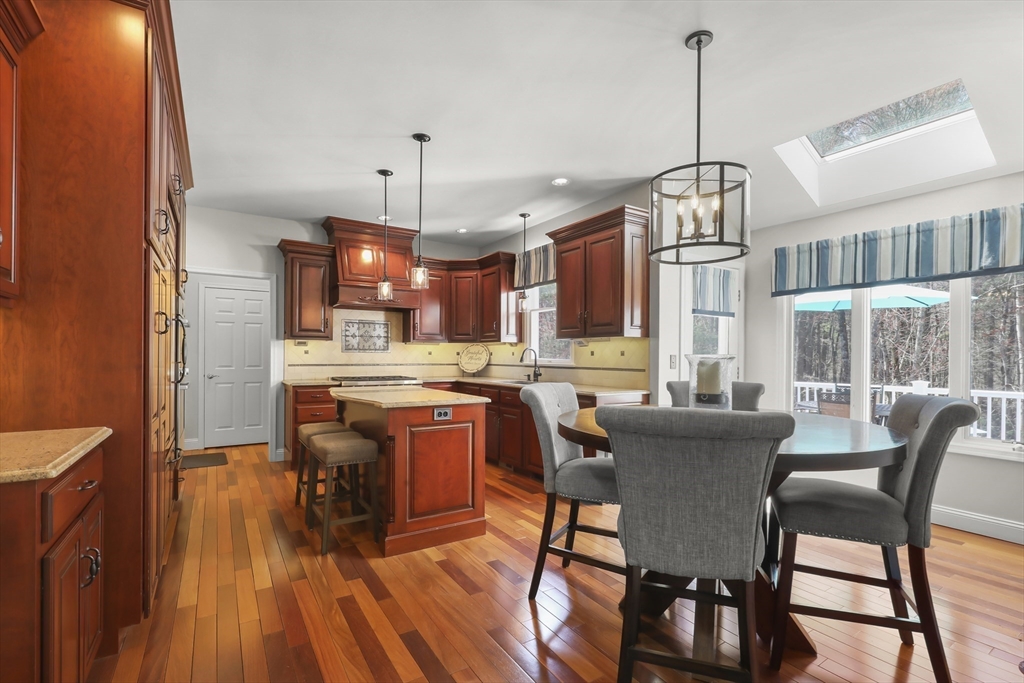 37 Hancock Road Franklin, MA 02038 - Photo 10 of 41