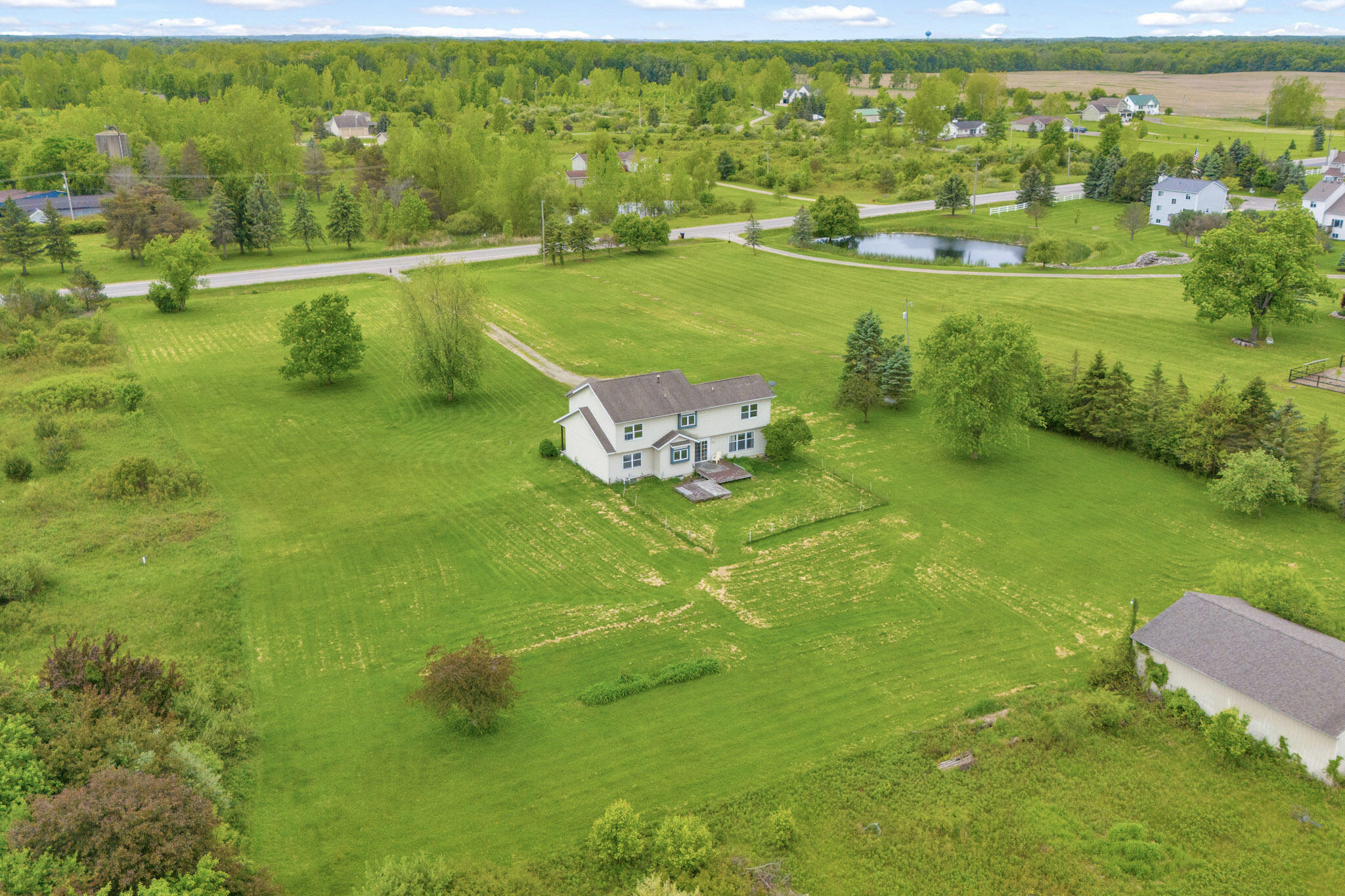 2045 East Baldwin Road Grand Blanc, MI 48439 - Photo 13 of 14 35-34-DJI_20250528113154_0180_D