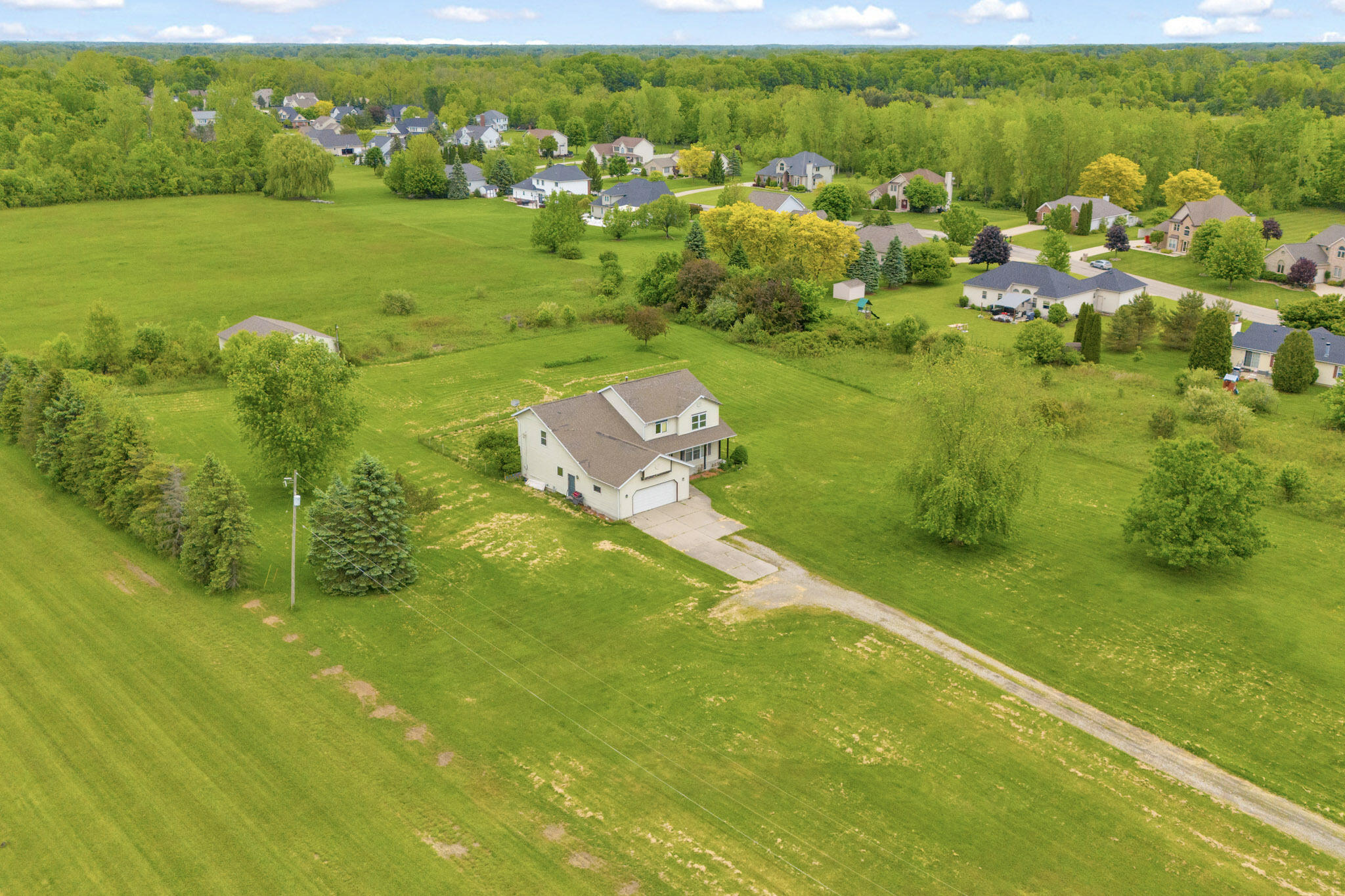 2045 East Baldwin Road Grand Blanc, MI 48439 - Photo 5 of 14 32-31-DJI_20250528113012_0177_D