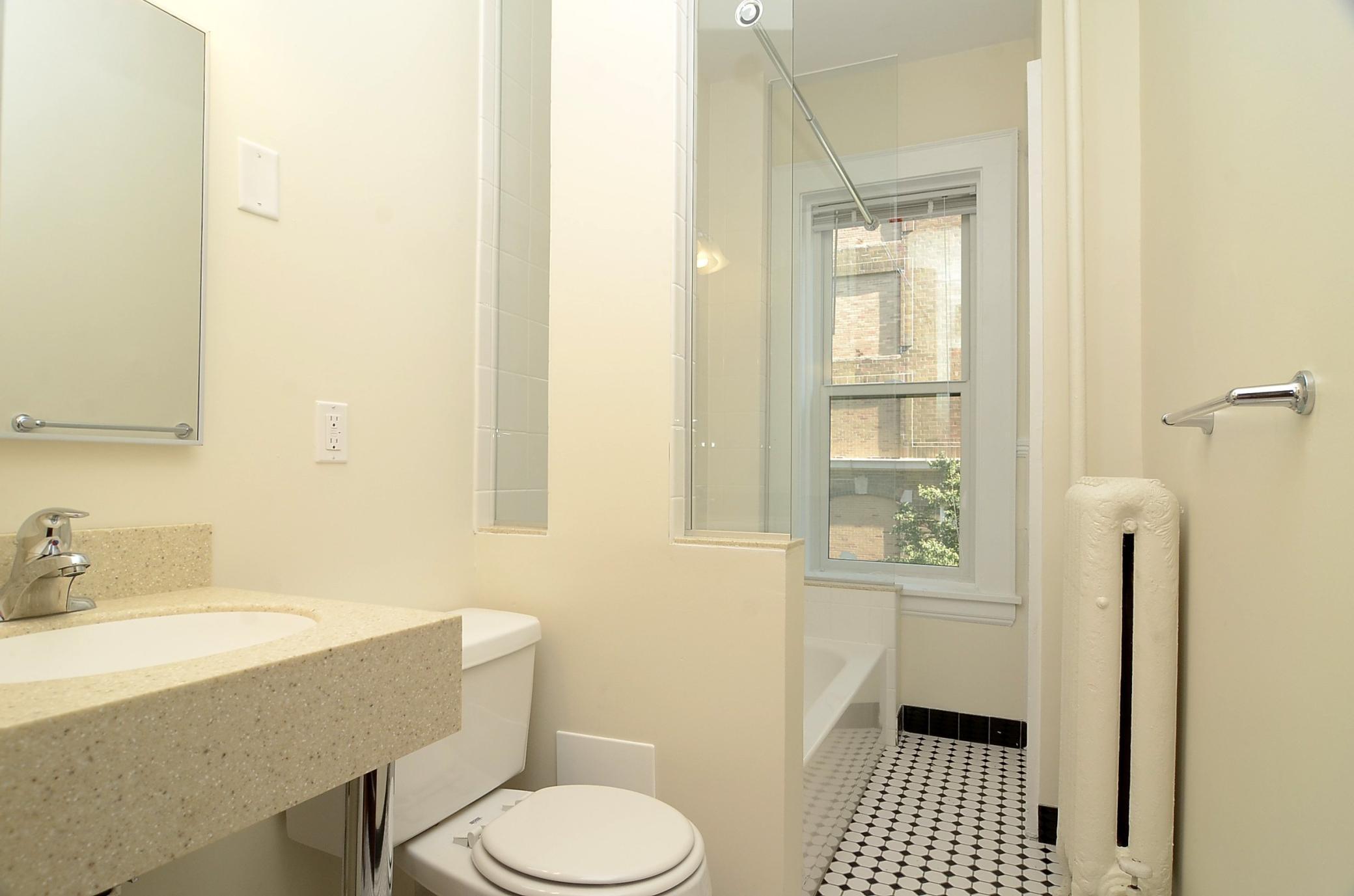 1401 Willow Street, Unit 4 Minneapolis, MN 55403 - Photo 11 of 17