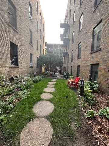 $1,650 | 1401 Willow Street, Unit 4, Minneapolis, MN 55403