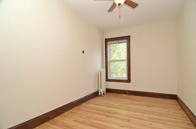 $1,650 | 1401 Willow Street, Unit 4, Minneapolis, MN 55403