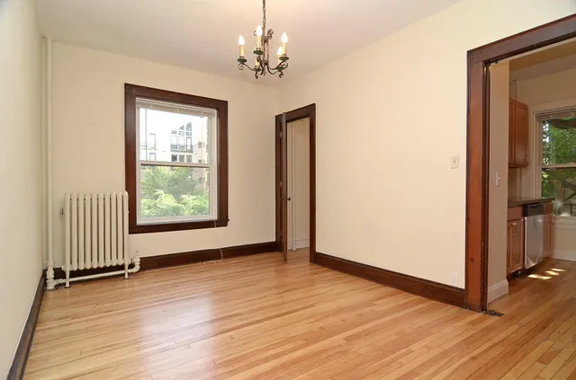 $1,650 | 1401 Willow Street, Unit 4, Minneapolis, MN 55403