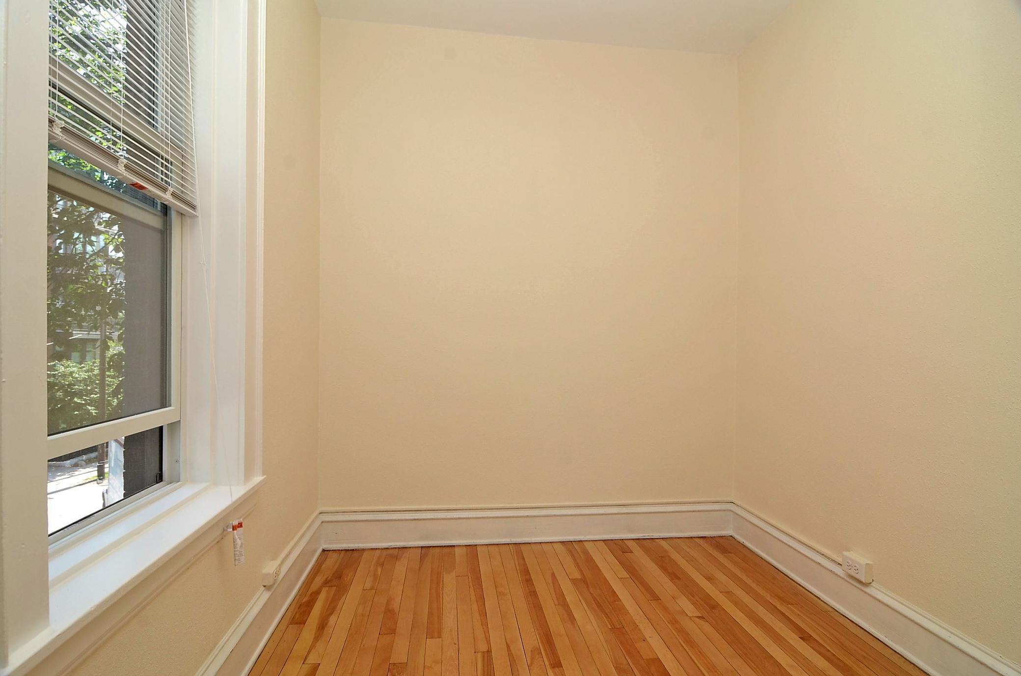 1401 Willow Street, Unit 4 Minneapolis, MN 55403 - Photo 10 of 17