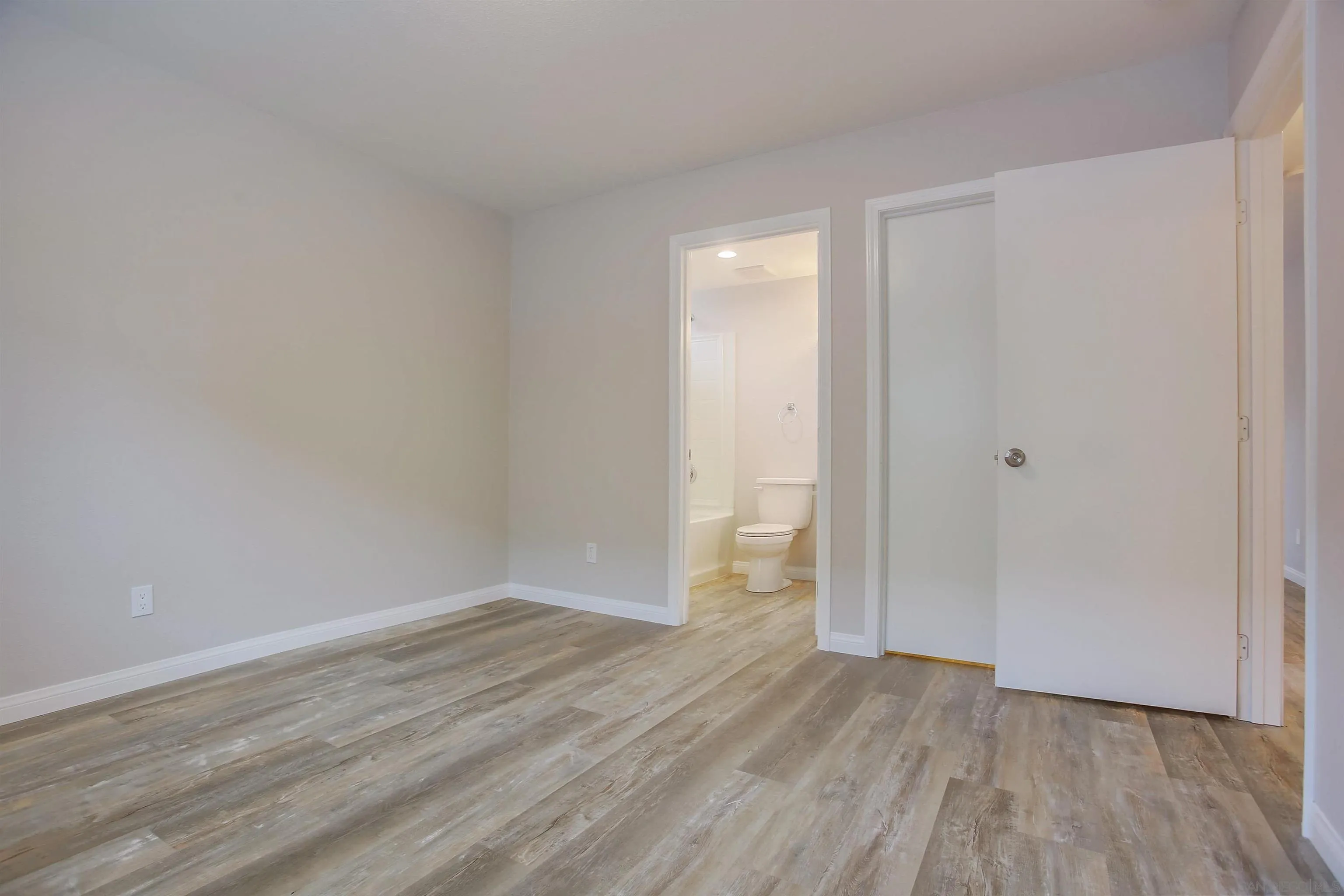 1053 Old Stage Road Fallbrook, CA 92028 - Photo 13 of 21 a view of an empty room and wooden floor
