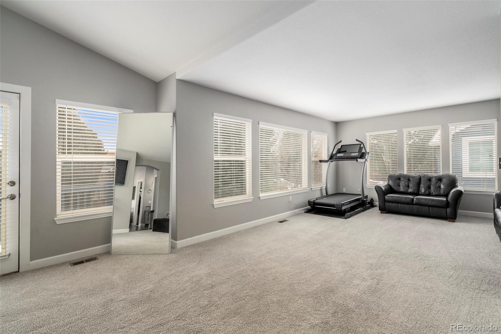 10194 Kleinbrook Way Highlands Ranch, CO 80126 - Photo 14 of 36 Gallery Image 14