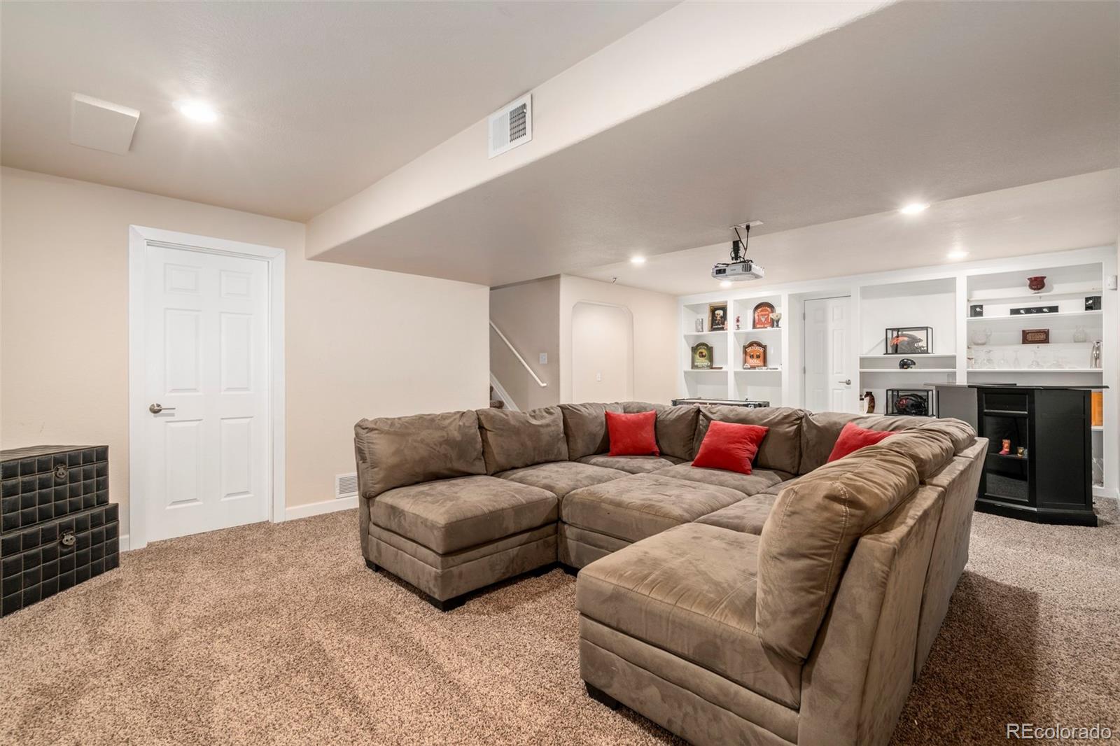 10194 Kleinbrook Way Highlands Ranch, CO 80126 - Photo 25 of 36 Gallery Image 25