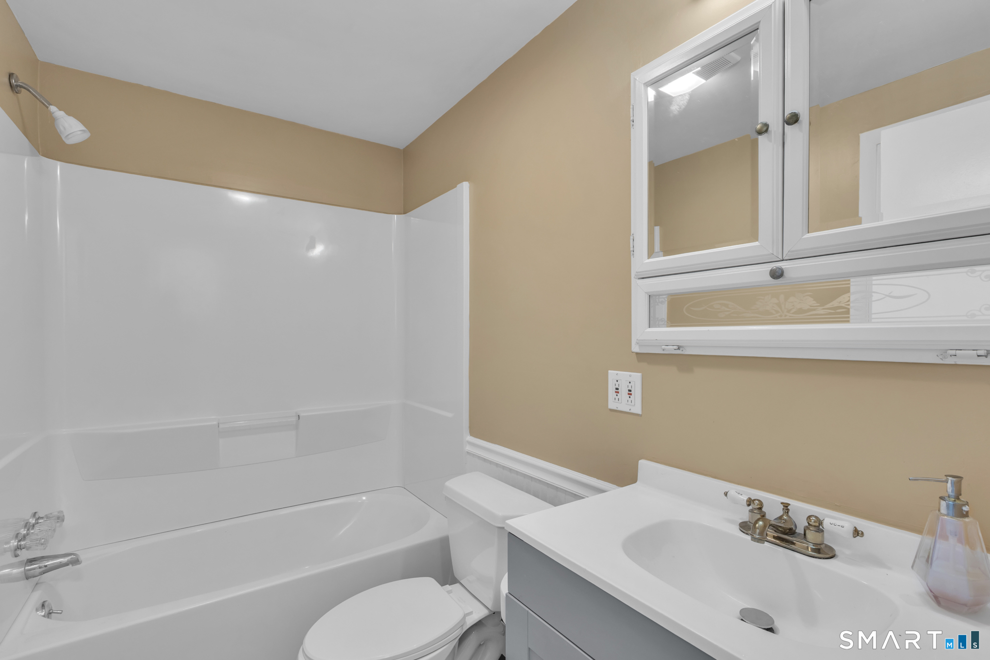 9 Carney Road Enfield, CT 06082 - Photo 20 of 40 a bathroom with a sink and a bathtub