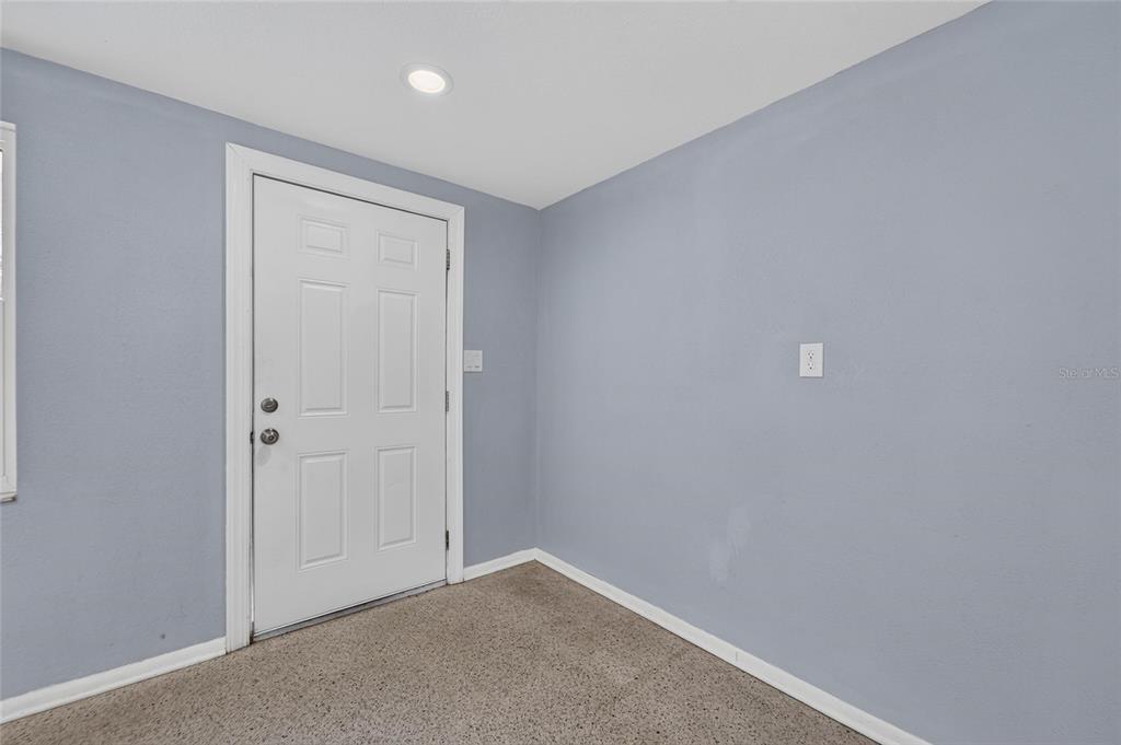 506 Shamrock Road Brandon, FL 33511 - Photo 4 of 51 Gallery Image 4