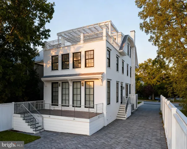 a view of a large white building