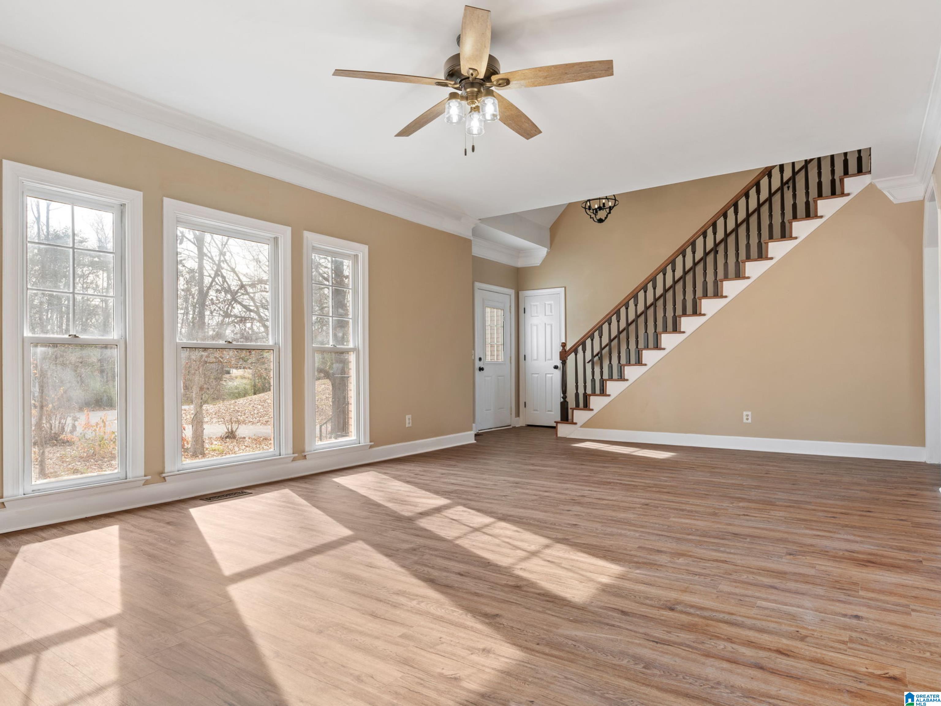 716 14th Avenue Pleasant Grove, AL 35127 - Photo 8 of 36