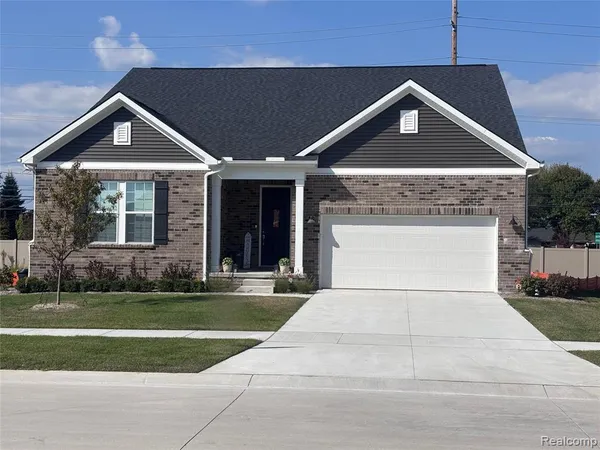 $539,990 | 50681 Crusader Drive, Macomb, MI 48044