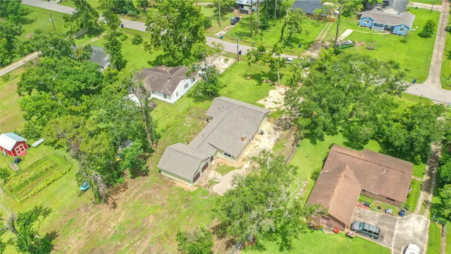 $334,900 | 318 Primrose Road, Jones Creek, TX 77541
