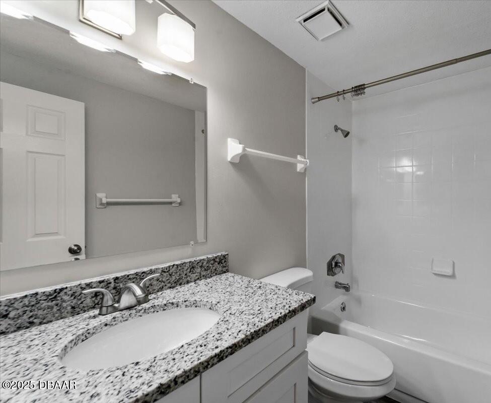 480 Reed Canal Road South Daytona, FL 32119 - Photo 10 of 19 10