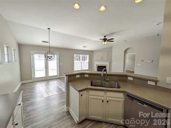 $1,925 | 141 Golden Valley Drive, Mooresville, NC 28115
