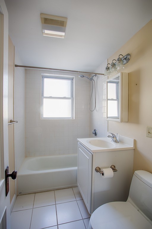 6 R Hazel Street, Unit 2 Salem, MA 01970 - Photo 7 of 8 Gallery Image 7