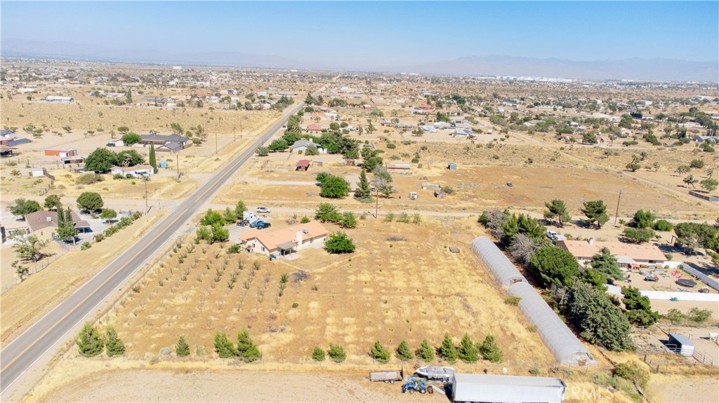 9995 Smoke Tree Road Hesperia, CA 92344 - Photo 46 of 74