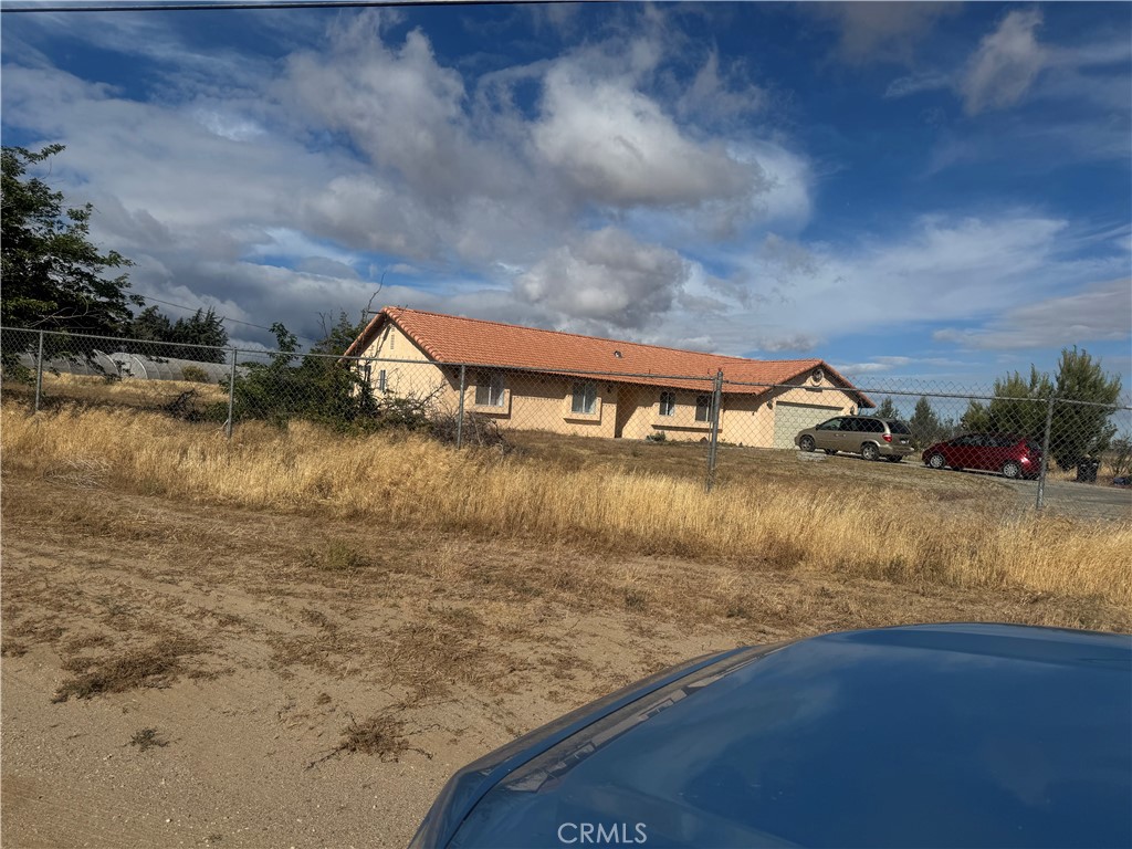 9995 Smoke Tree Road Hesperia, CA 92344 - Photo 5 of 74 a view of a lake