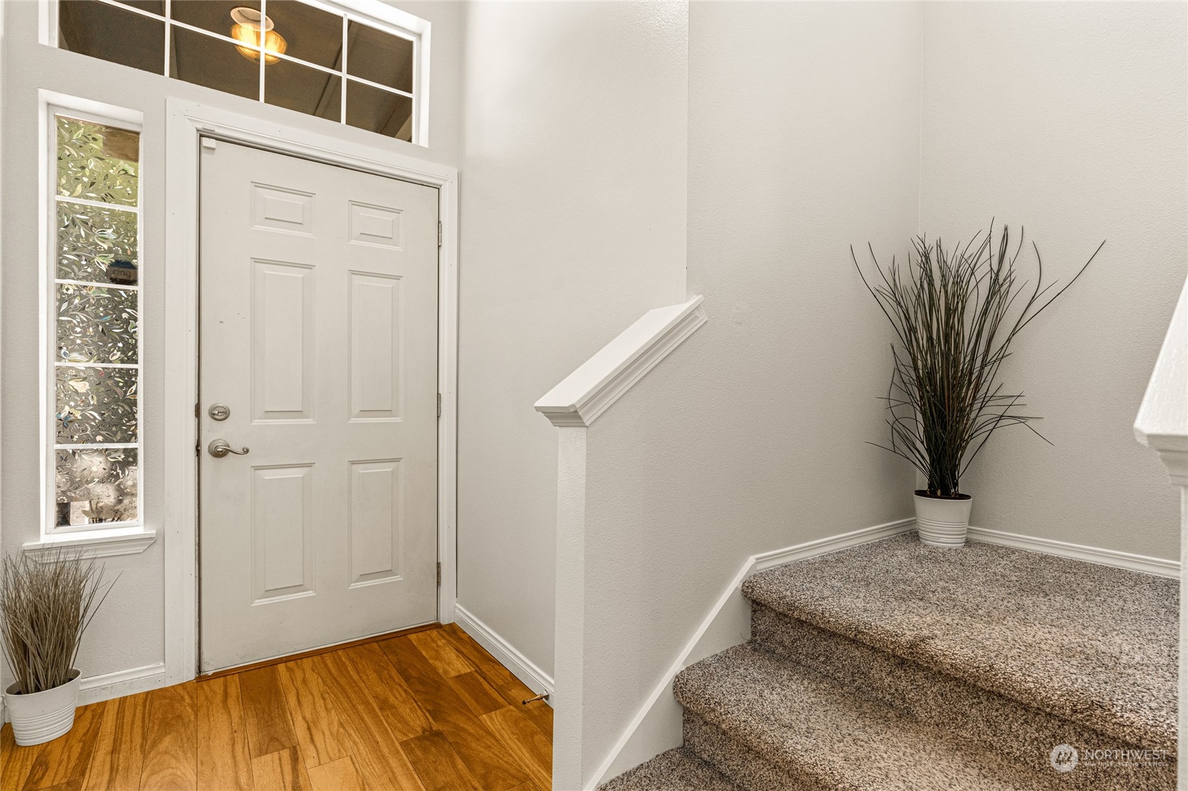 6712 Lower Ridge Road Everett, WA 98203 - Photo 6 of 34 a view of a room with wooden floor and small space