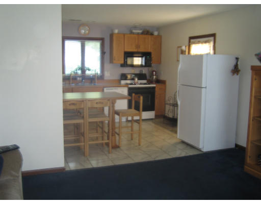 63 Champlain Street Springfield, MA 01151 - Photo 2 of 2 Gallery Image 2