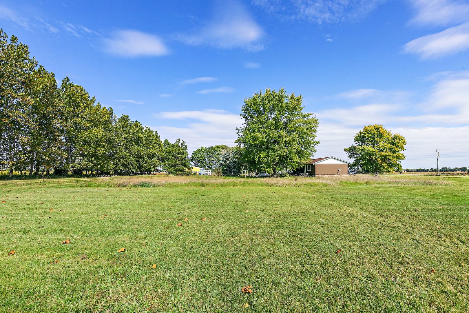 5815 Johnson Road Marengo, IL 60152 - Photo 24 of 30 a view of outdoor space and yard