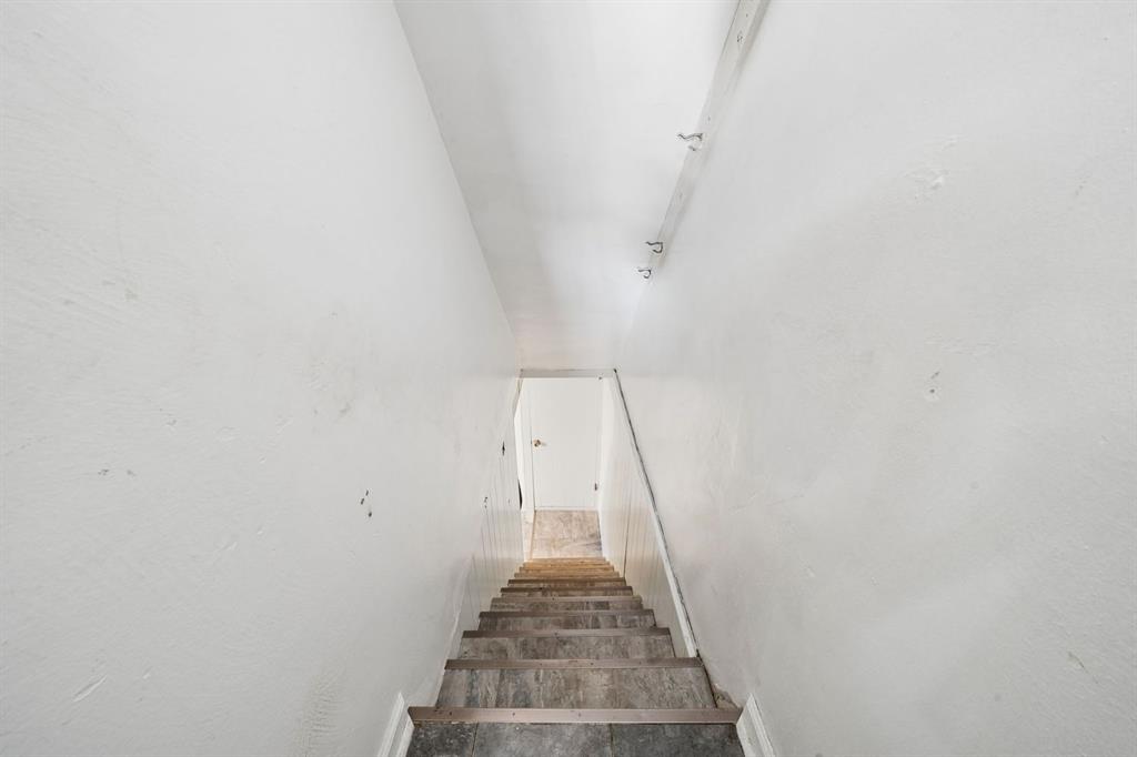 2000 Lafayette Street Pittsburgh, PA 15218 - Photo 15 of 30 Stairs to basement