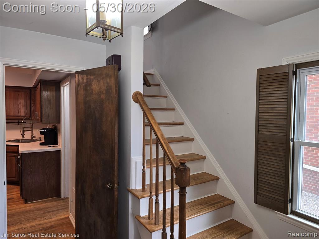 1762 Bournemouth Road Grosse Pointe, MI 48236 - Photo 11 of 21