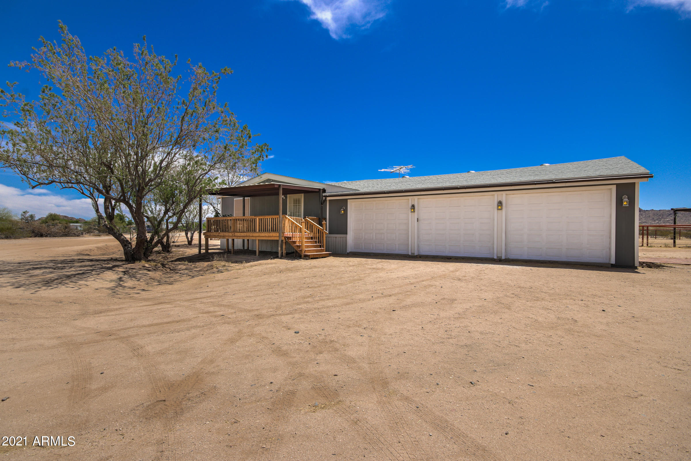 748 North Falton Road Maricopa, AZ 85139 - Photo 48 of 70 748 N Falton Rd-46