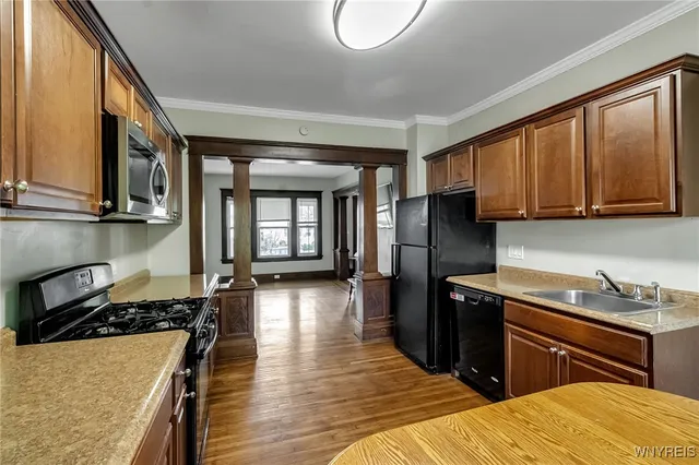 $229,900 | 142 Englewood Avenue, Buffalo, NY 14214