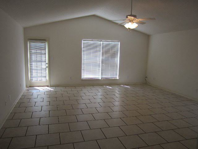 2708 Hampton Park Circle Foley, AL 36535 - Photo 2 of 10