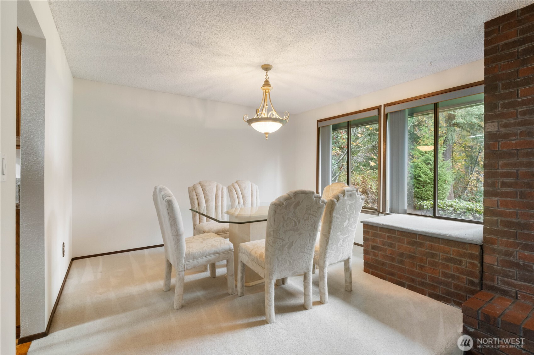 36607 9th Avenue Southwest Federal Way, WA 98023 - Photo 11 of 40 a dining room with furniture and window
