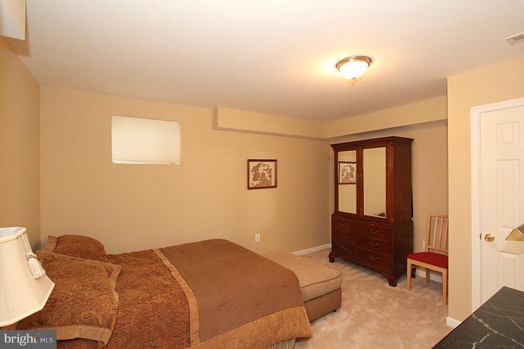 16009 Partnership Road Poolesville, MD 20837 - Photo 23 of 30 Bedroom