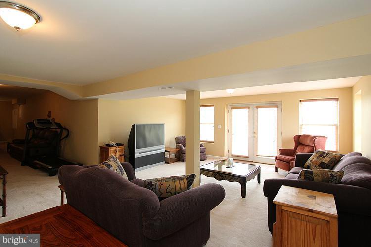 16009 Partnership Road Poolesville, MD 20837 - Photo 26 of 30 Interior (General)