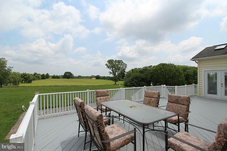 16009 Partnership Road Poolesville, MD 20837 - Photo 27 of 30 Exterior (Rear)