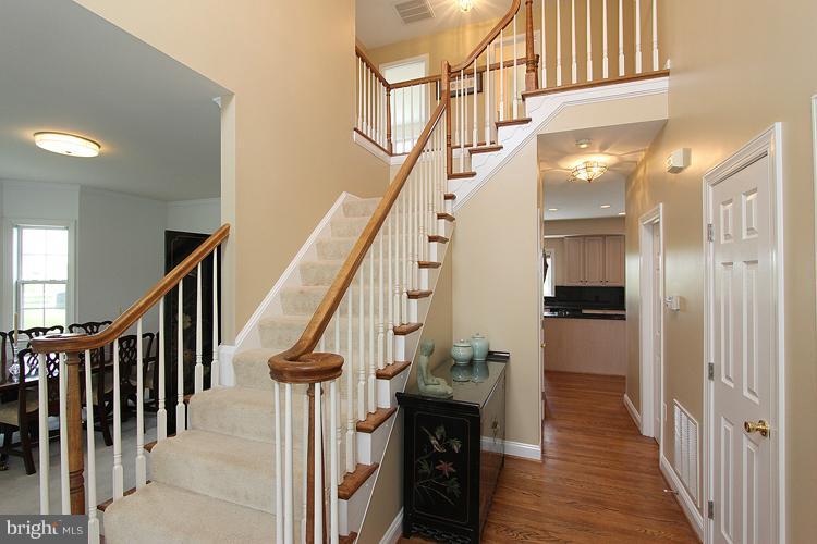 16009 Partnership Road Poolesville, MD 20837 - Photo 5 of 30 Interior (General)