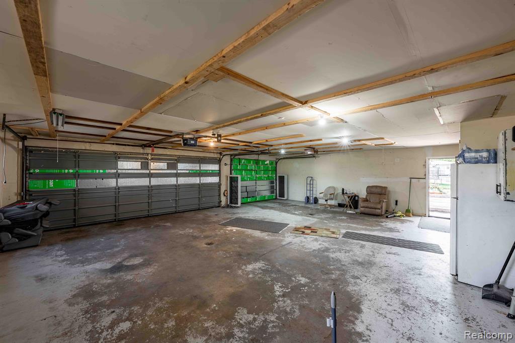 10418 Linden Road Grand Blanc, MI 48439 - Photo 34 of 43 Gallery Image 34
