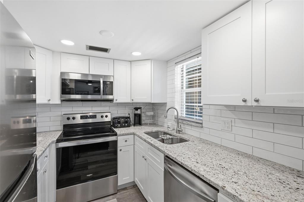 5245 Amulet Drive, Unit 306 New Port Richey, FL 34652 - Photo 13 of 74