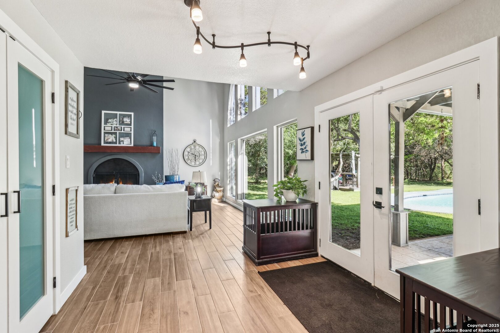 11039 Javalin Trail Helotes, TX 78023 - Photo 11 of 34