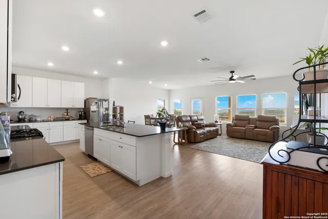 $410,000 | 32323 Star Anise Way, Bulverde, TX 78163