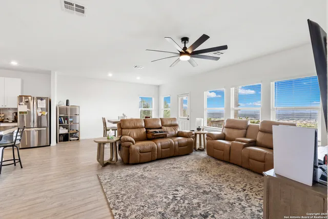 $410,000 | 32323 Star Anise Way, Bulverde, TX 78163