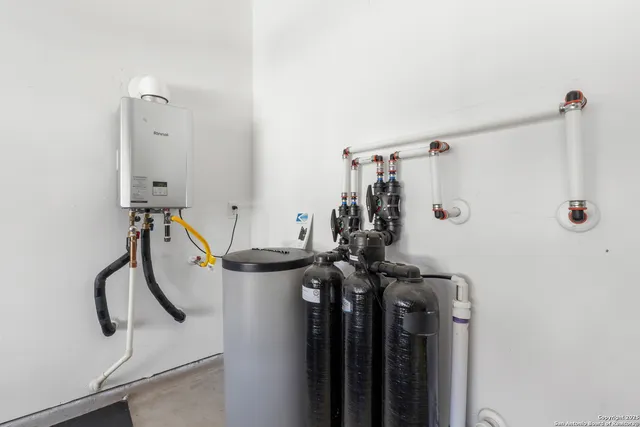 $410,000 | 32323 Star Anise Way, Bulverde, TX 78163