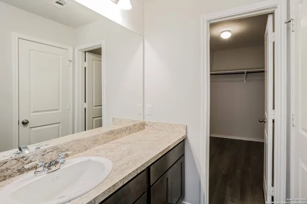 $1,515 | 9414 Somers Bend, San Antonio, TX 78211