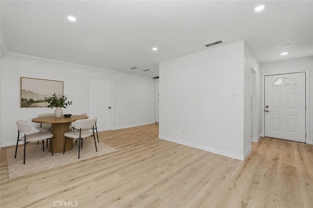 6490 Hillside Avenue Riverside, CA 92504 - Photo 4 of 30 Virtually staged