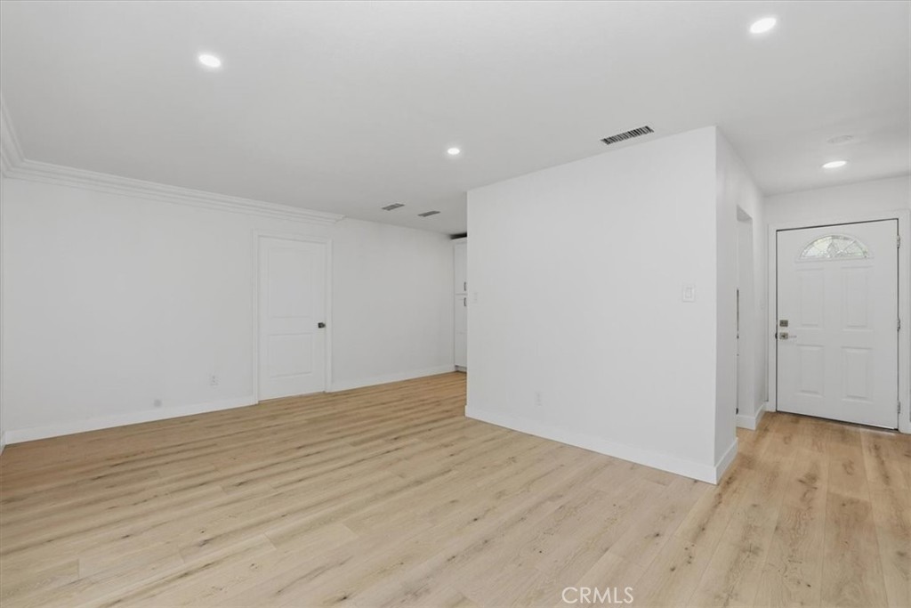 6490 Hillside Avenue Riverside, CA 92504 - Photo 5 of 30