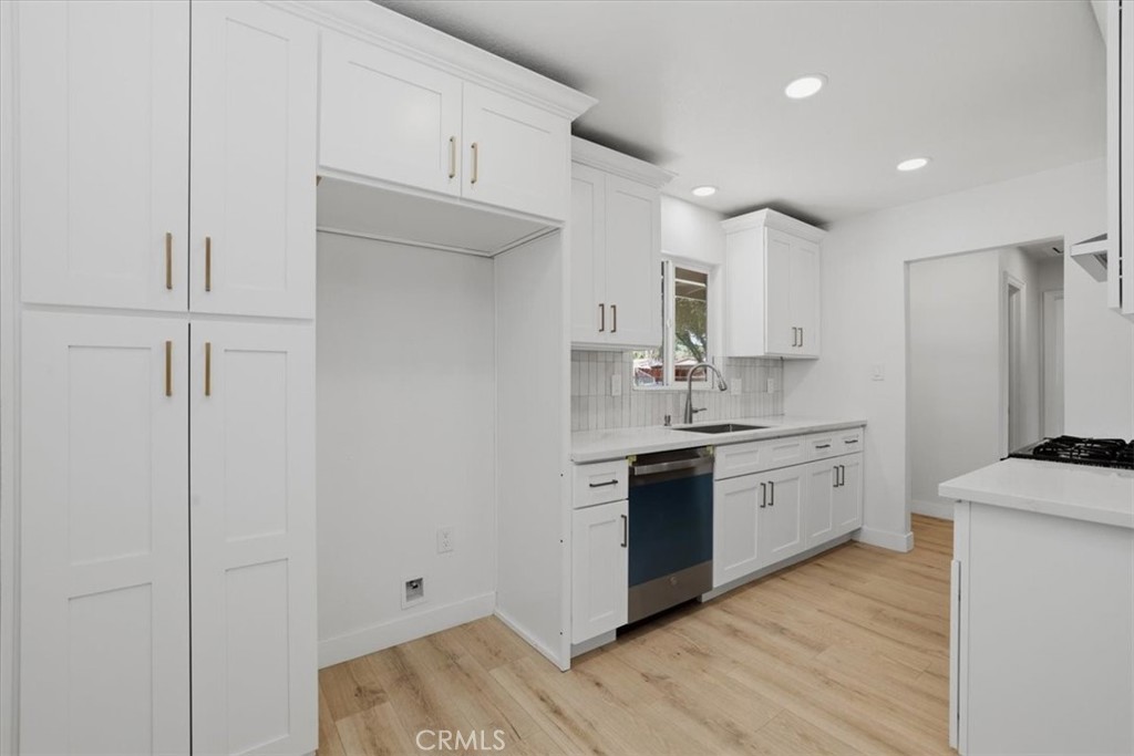 6490 Hillside Avenue Riverside, CA 92504 - Photo 8 of 25