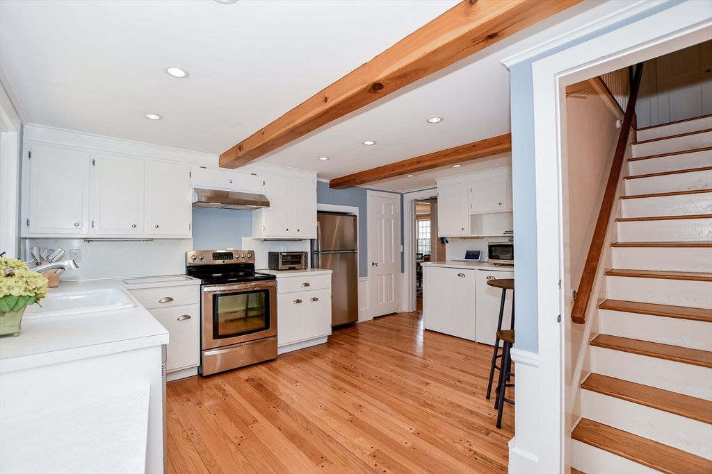 89 Front Street Marion, MA 02738 - Photo 20 of 42