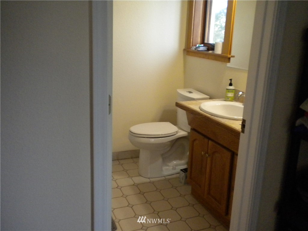 2172 Reservoir Road Ilwaco, WA 98624 - Photo 17 of 28 Gallery Image 17