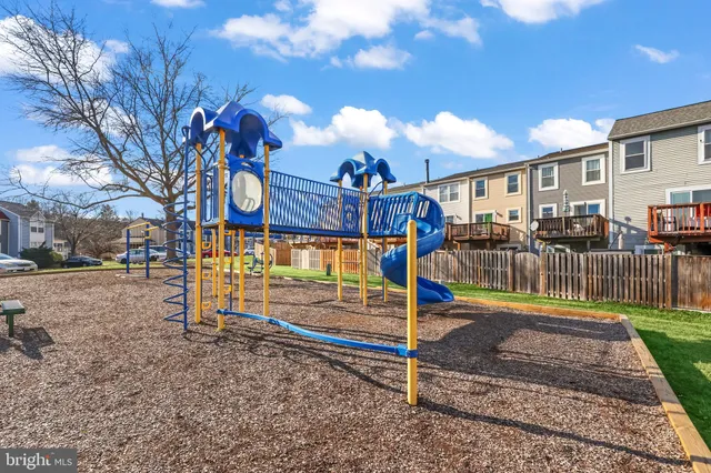 $399,900 | 15372 Gunsmith Terrace, Woodbridge, VA 22191