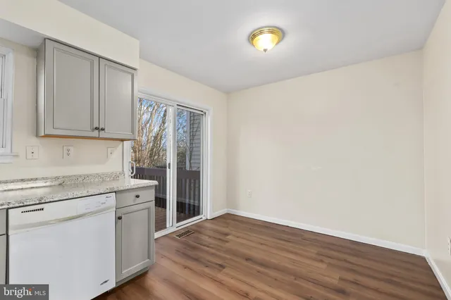 $399,900 | 15372 Gunsmith Terrace, Woodbridge, VA 22191