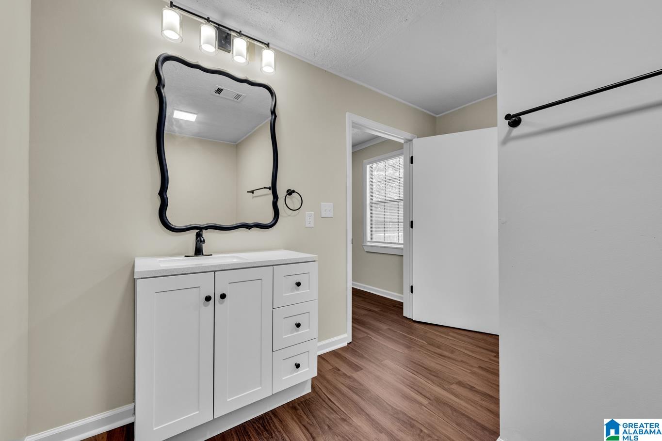1332 14th Place Southwest Birmingham, AL 35211 - Photo 18 of 29